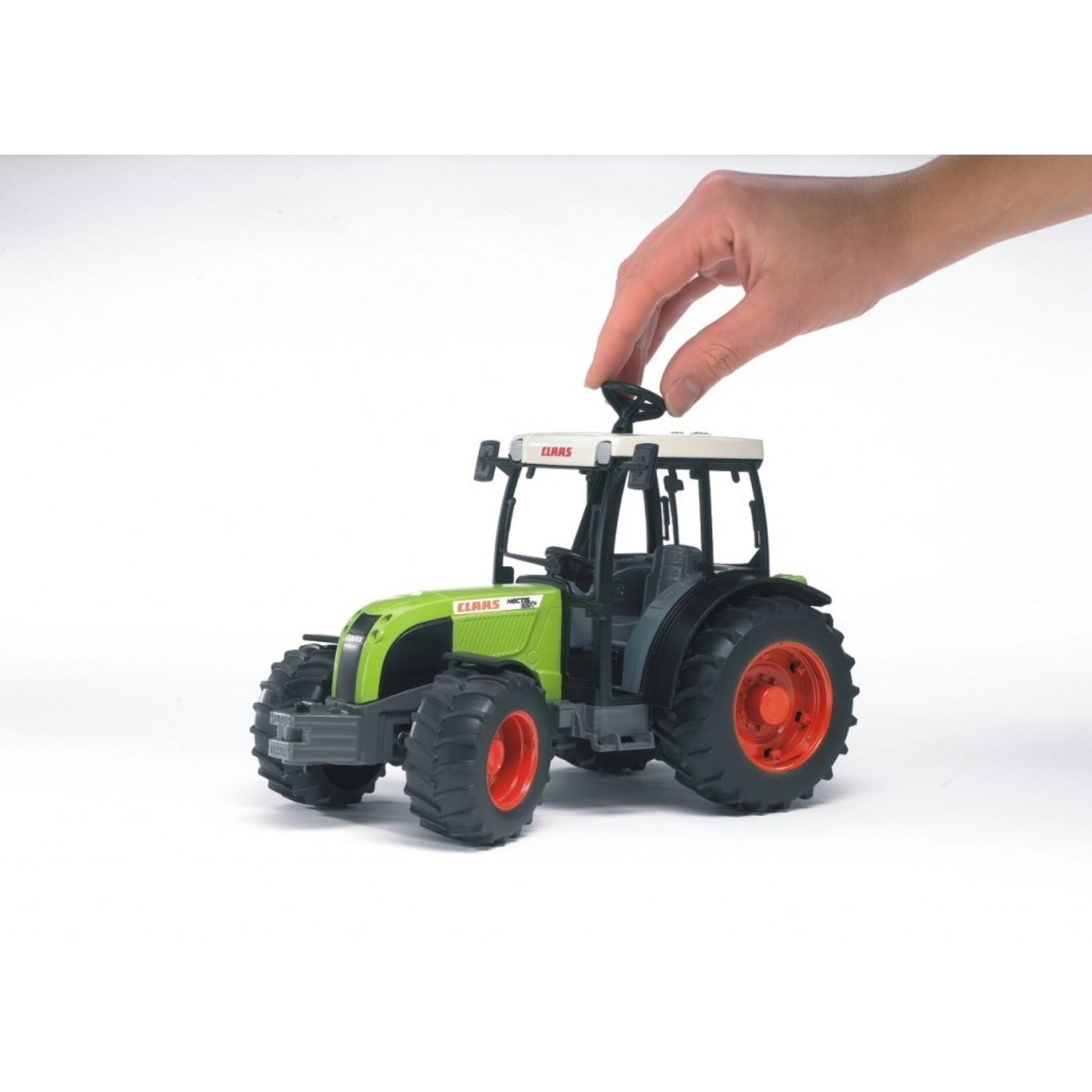 Bruder Tracteur Bruder Claas Nectis 267F – 1:16