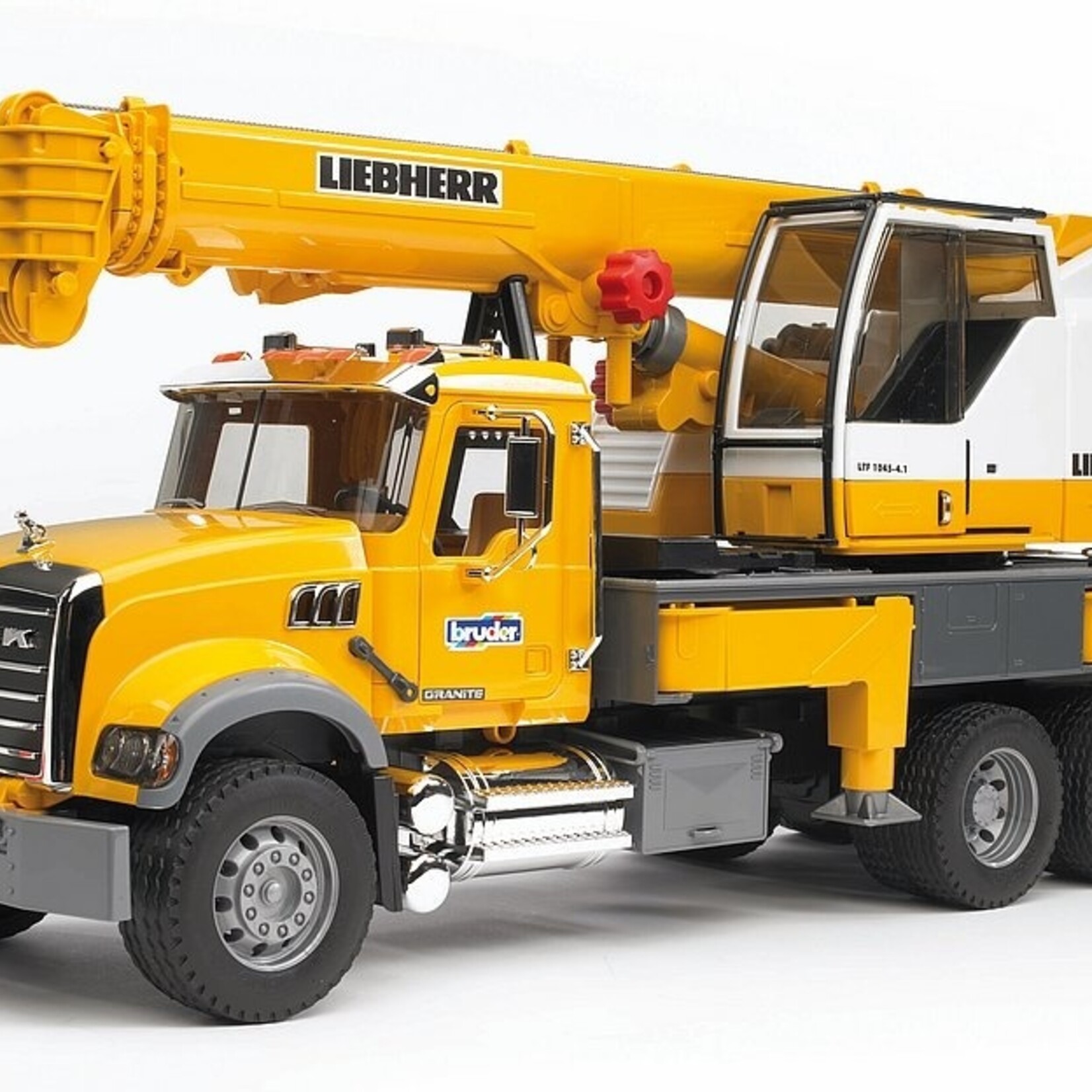 Bruder Camion Bruder Mack Trucks grue MACK Granite – 1:16