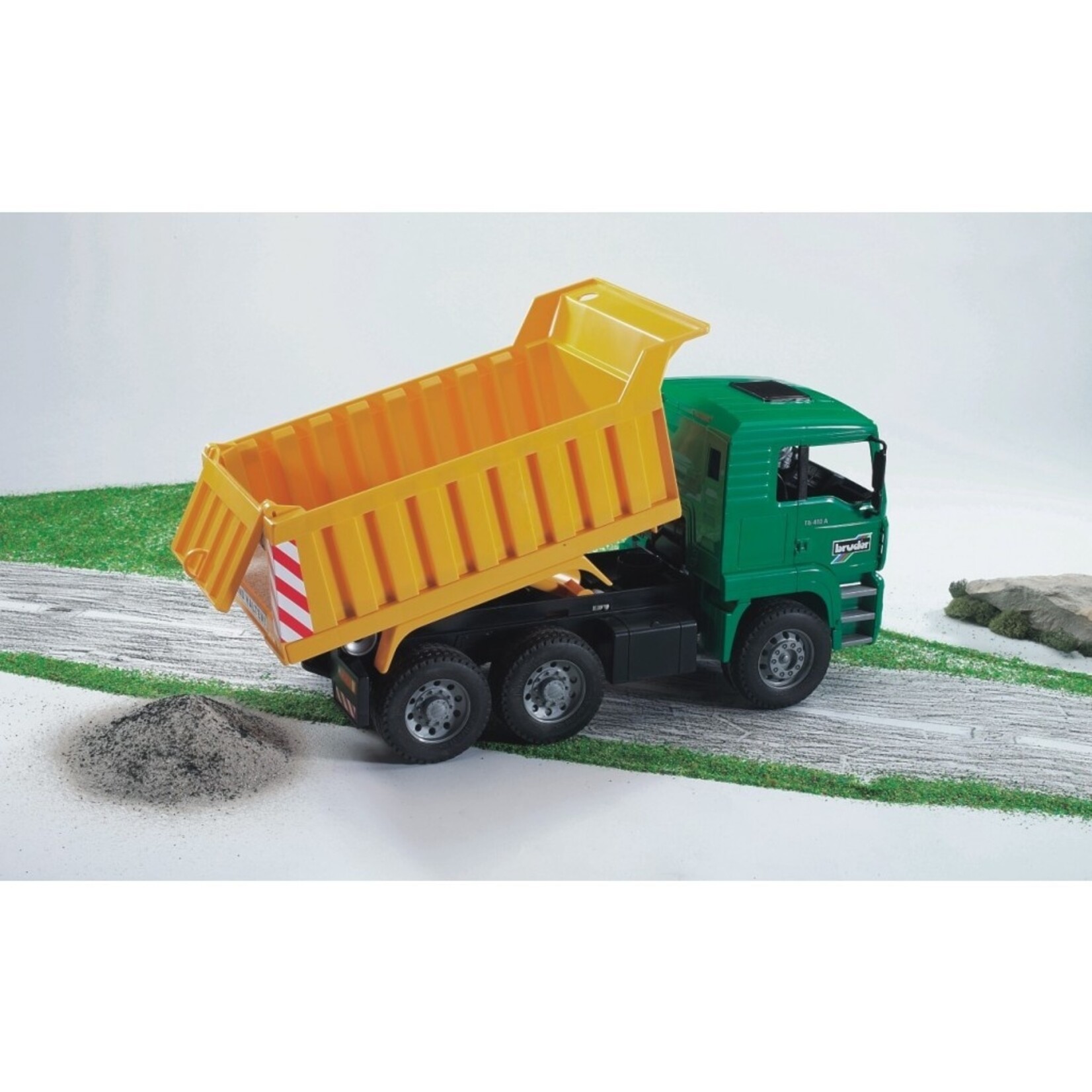 Bruder Camion Bruder MAN TGA avec benne basculante – 1:16