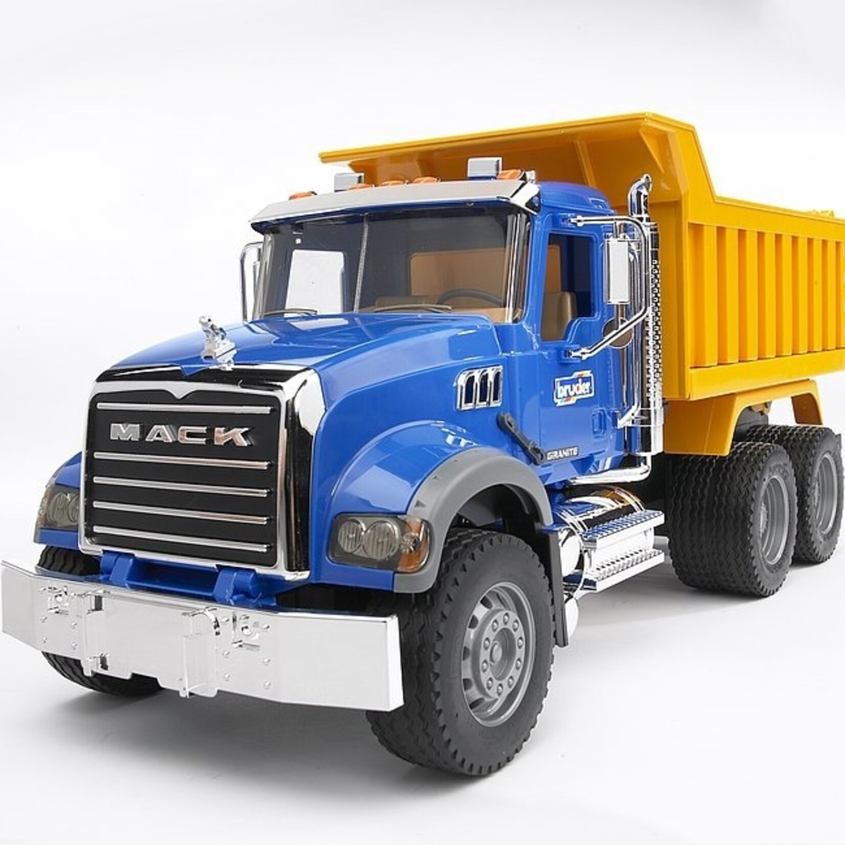 Bruder Camion Bruder Mack Trucks MACK Granite avec benne basculante