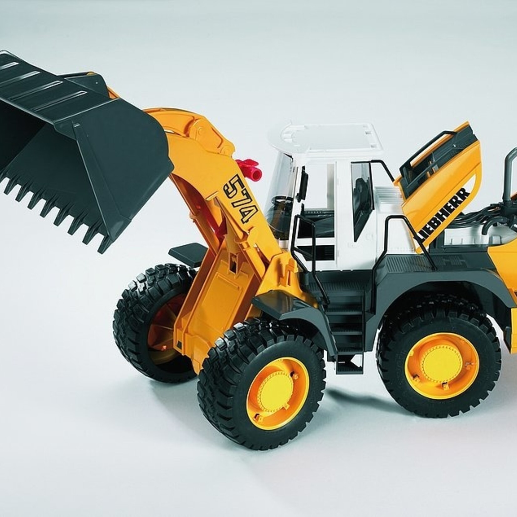 Bruder Chargeuse sur pneus Bruder Liebherr L574