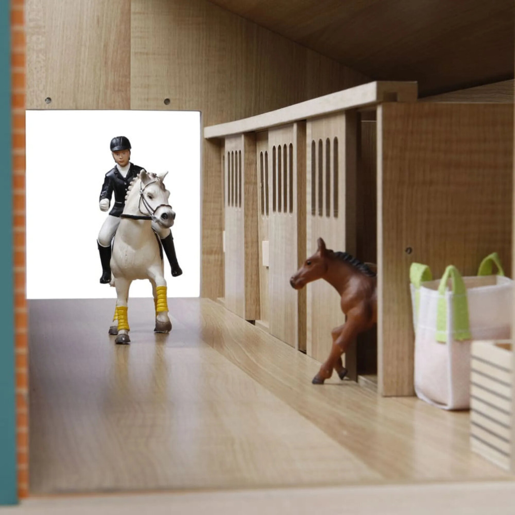 Kids Globe Écurie miniature Kids Globe 72,5x60x37,5cm – 1:24