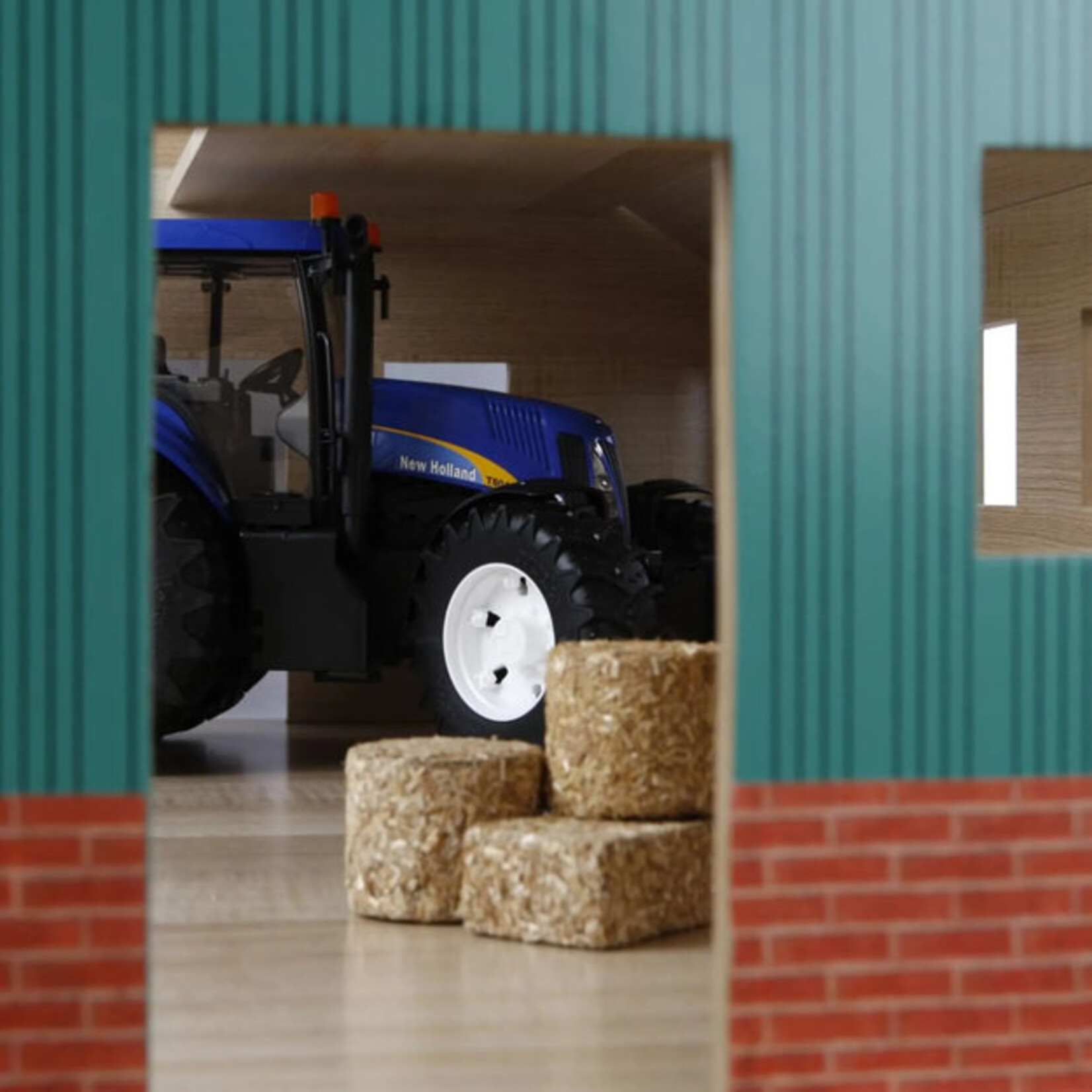 Kids Globe Hangar agricole miniature Kids Globe en bois pour 3 tracteurs – 1:16