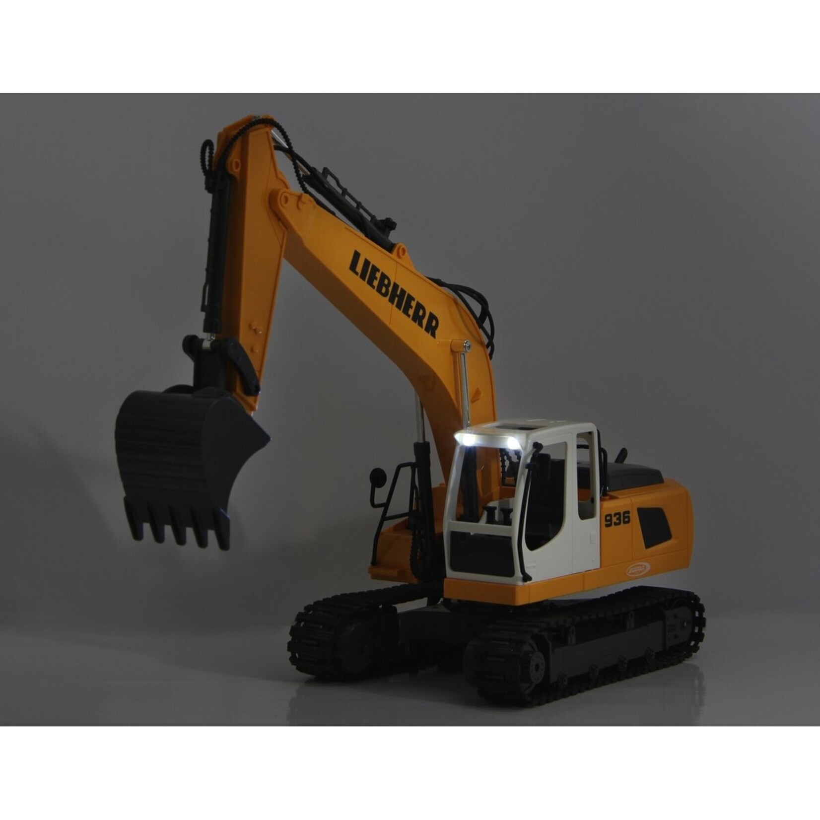 Jamara Pelleteuse Jamara Liebherr R936 2,4Ghz – 1:20