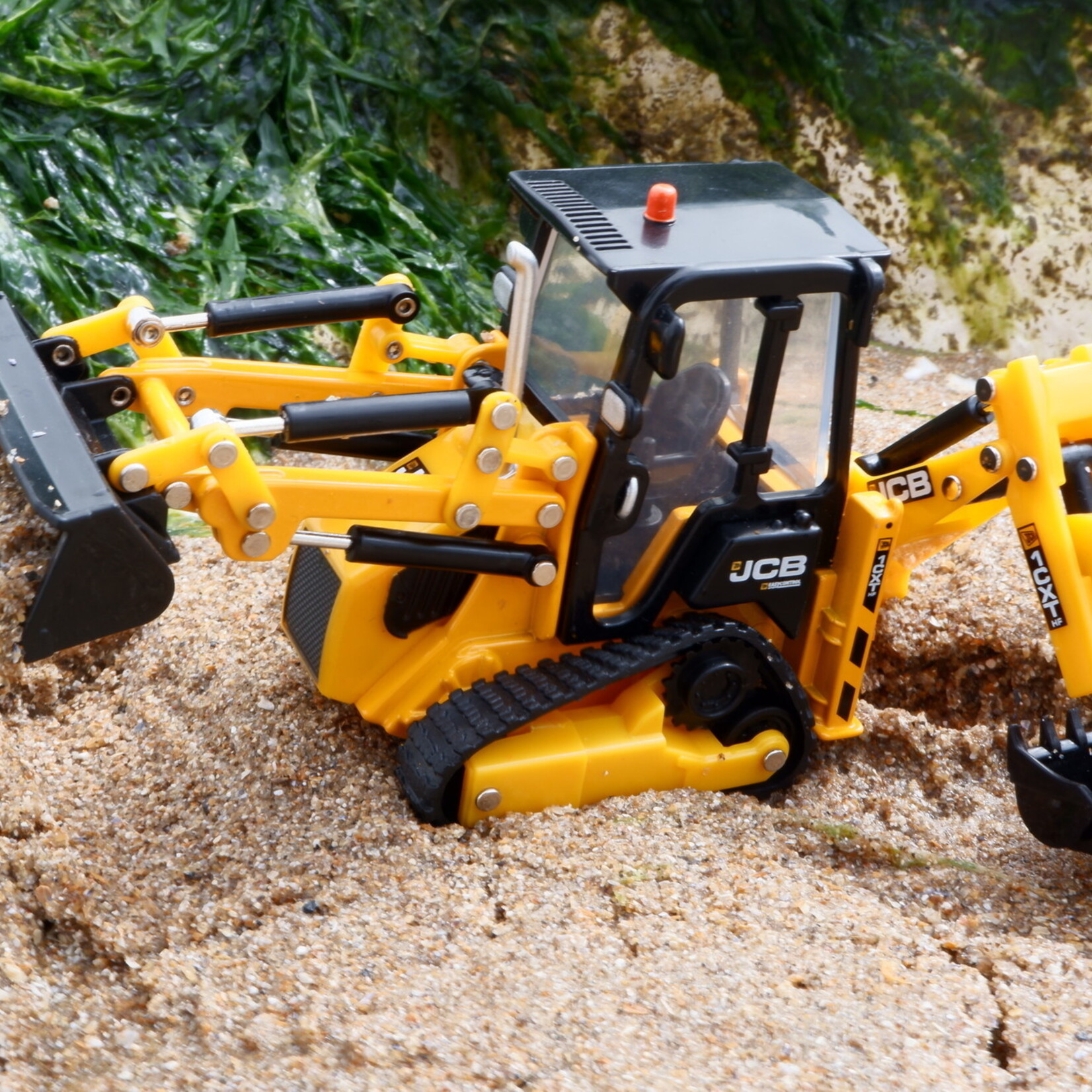 Britains Jouet Britains JCB 1 CXT – 1:32