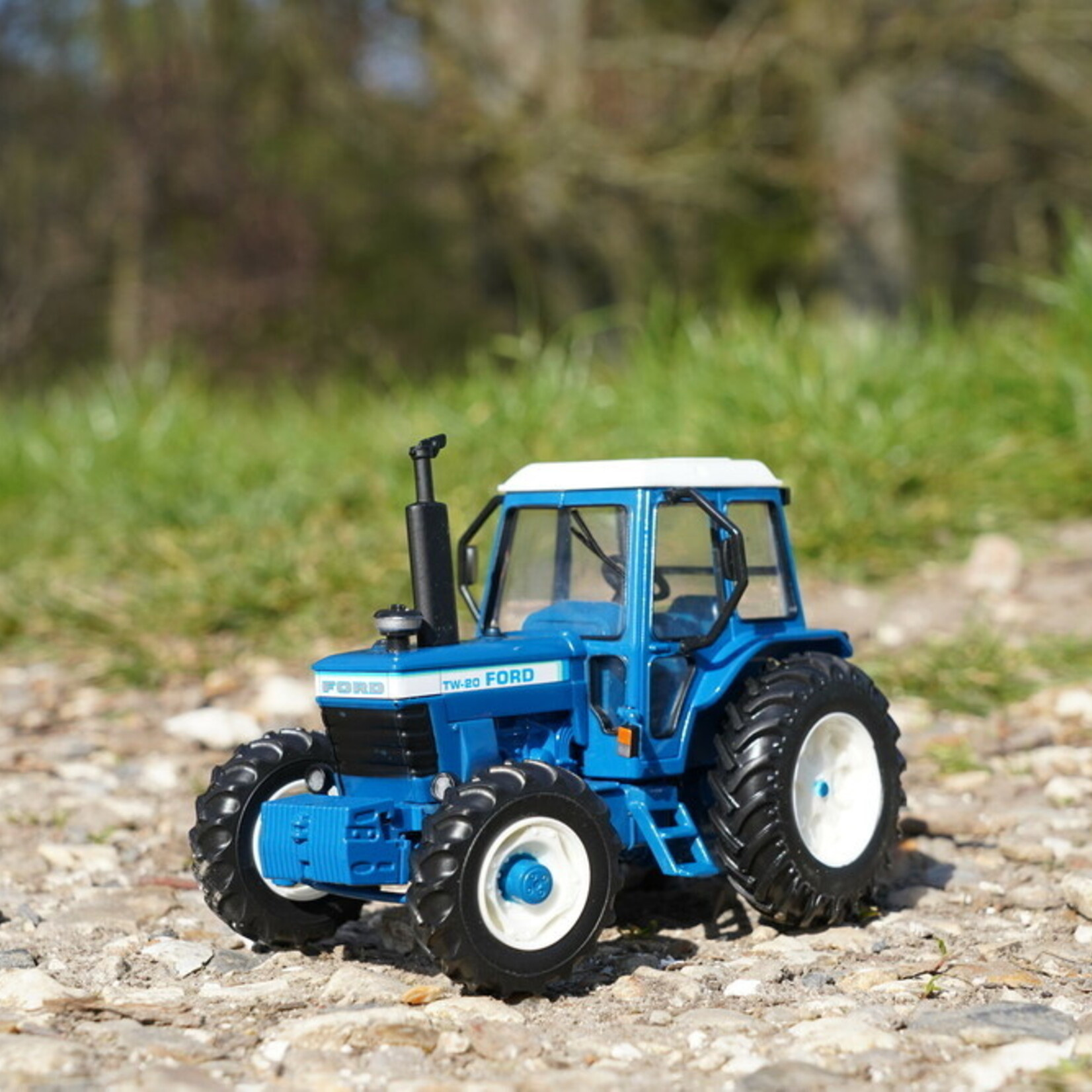Britains Tracteur Britains Ford TW20 – 1:32