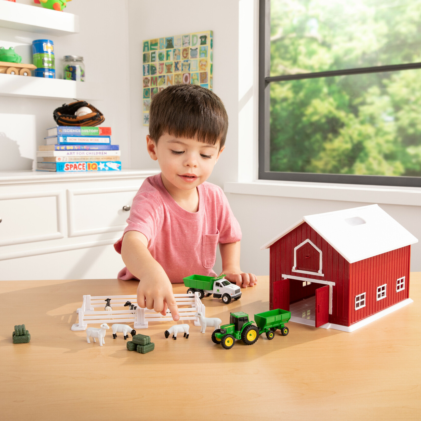 Britains Ferme miniature Britains John Deere avec grange
