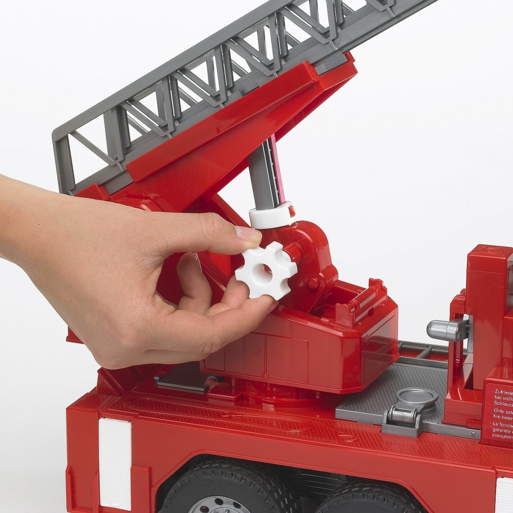 Bruder Camion Bruder MAN de Pompiers avec Pivotante et Pompe à Eau – 1:16