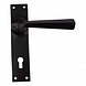 Good in Style Gietijzeren deurkruk op schild - kastslot - pc-maat 72 Good in Style Gietijzeren deurkruk op schild - kastslot - pc-maat 72