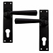 Good in Style Gietijzeren deurkruk op schild - cilinderslot - pc-maat 72 Good in Style Gietijzeren deurkruk op schild - cilinderslot - pc-maat 72