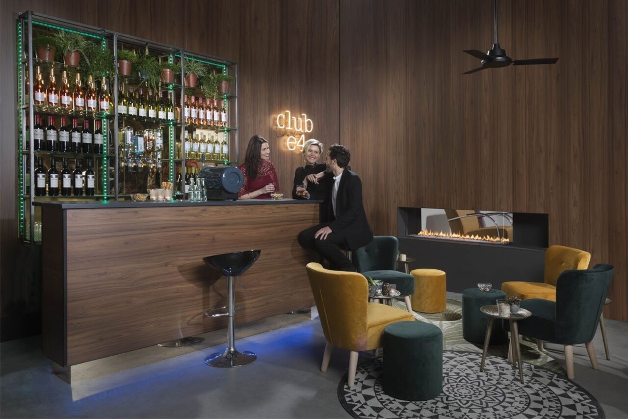 Element4 Element4 Club 140 roomdivider (uitlopend) Element4 Element4 Club 140 roomdivider (uitlopend)