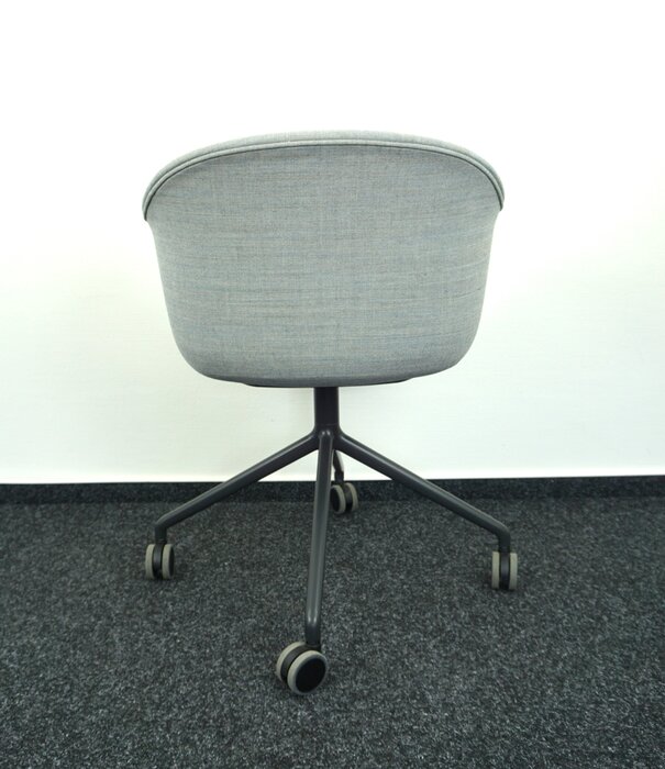 Muuto Muuto Fiber Chair Konferenzstuhl | Mobil | Meliert