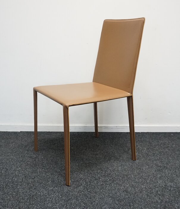 Arper Arper Norma Design Stuhl  | Leder | Braun