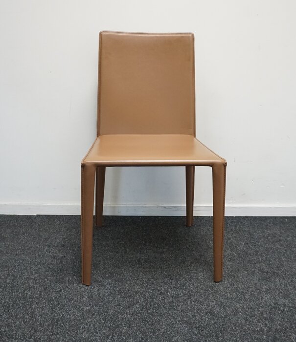 Arper Arper Norma Design Stuhl  | Leder | Braun
