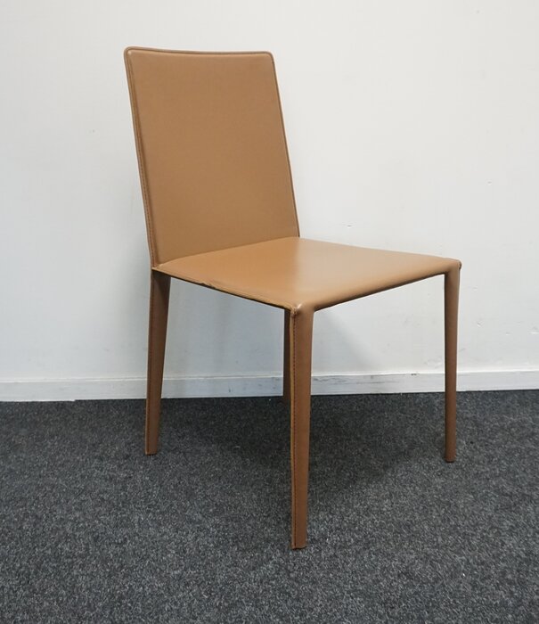 Arper Arper Norma Design Stuhl  | Leder | Braun