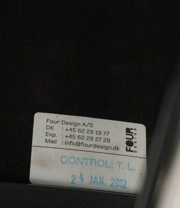 Four Design Four Design FourOne Konferenzstuhl | Blau