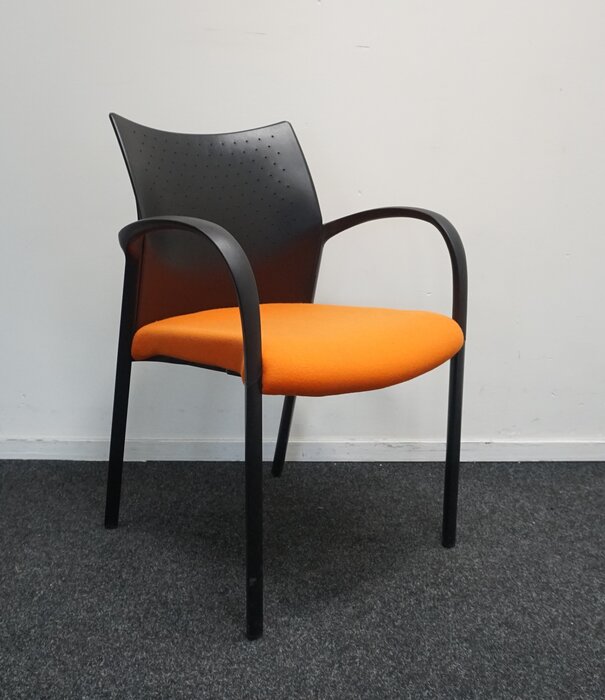 Senator Senator Trillipse Konferenzstuhl | Orange / Schwarz