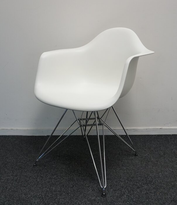 Vitra Vitra Eames DAR Design Stühle | Weiß