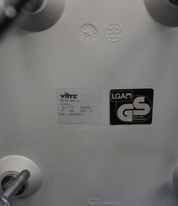 Vitra Vitra Eames DAR Design Stühle | Weiß