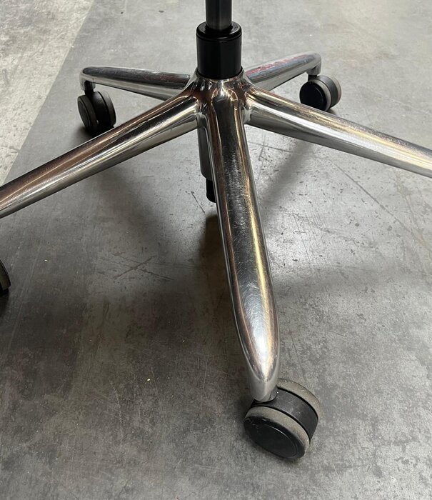 Herman Miller Herman Miller Sayl Bürodrehstuhl | Netz | Schwarz
