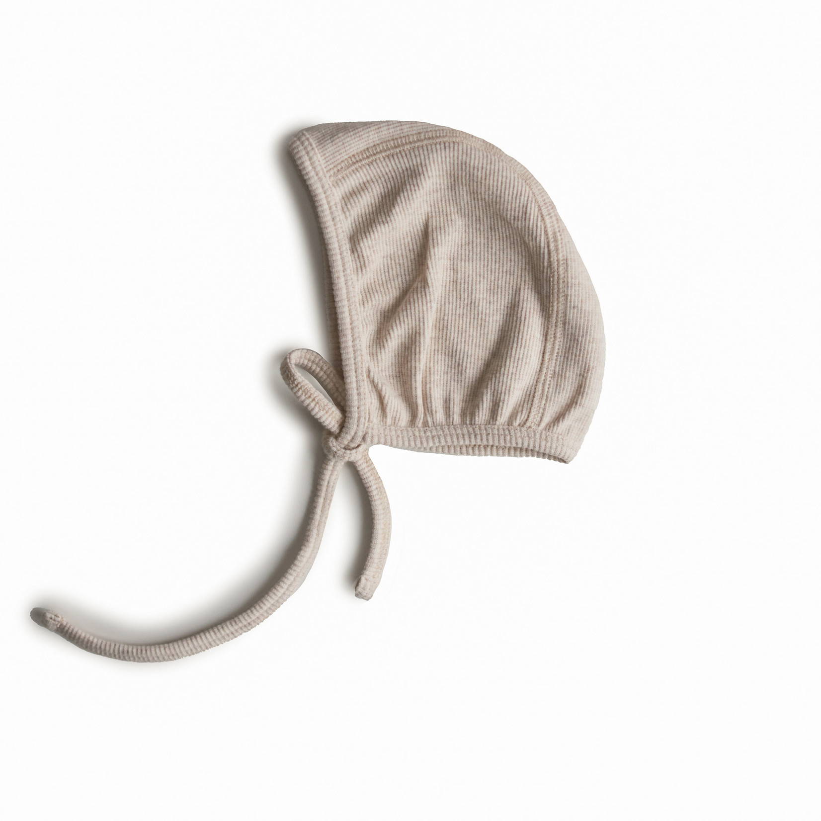 mushie Mushie geribde baby bonnet - Beige Melange