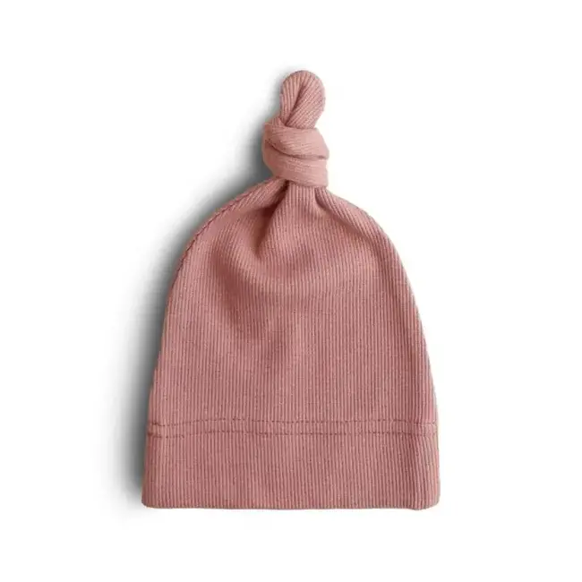 mushie Ribbed baby beanie - cedar