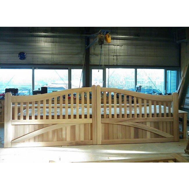 Maatwerk Poort Iroko Exclusief