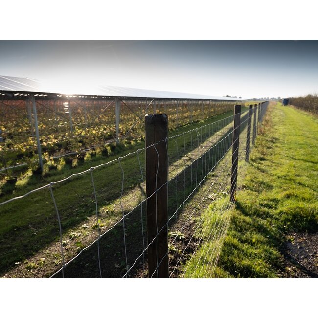 Weide palen rond geschild en Dura2 verduurzaamd