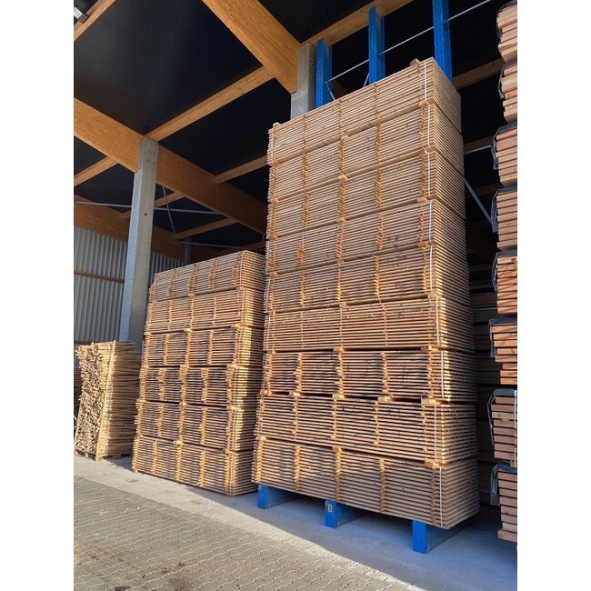 Eiken planken 22x200 mm in de lengtes van 250, 300  en 400 cm