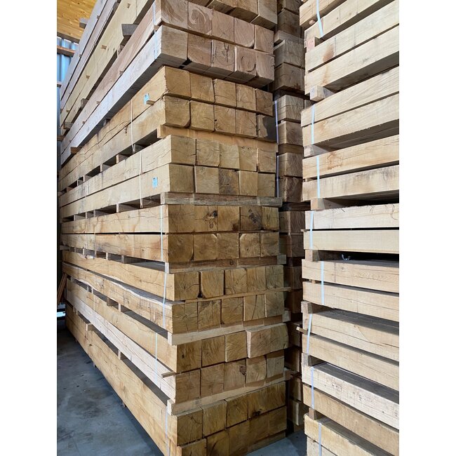 Eiken Balk 200 x 200 mm (20 x 20 cm) Fijnbezaagd