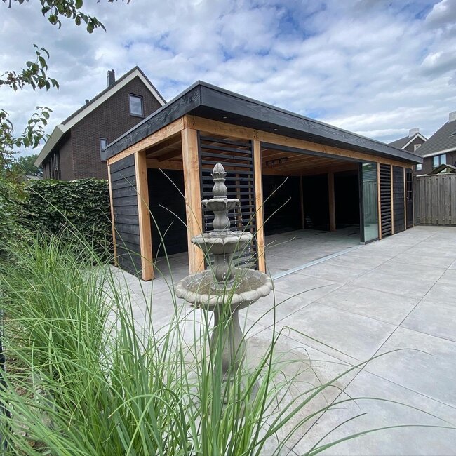 Daktrim aluminium zwart  45 x 45 mm