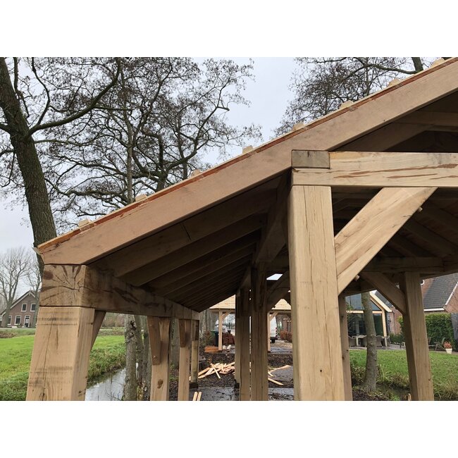 Eiken Balk 200 x 200 mm (20 x 20 cm) Fijnbezaagd