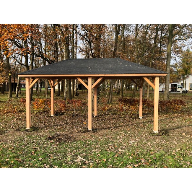 Douglas prieel met schilddak Dronten