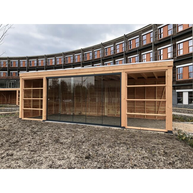 Douglas tuinkamer met maatwerk kozijnen  Apeldoorn