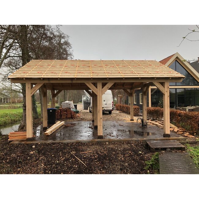 Eiken Palen 20x20 cm (200x200mm) | Fijnbezaagd