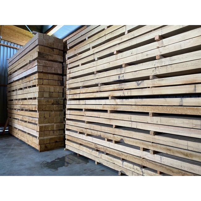 Eiken Palen 15x15 cm (150x150mm) | Fijnbezaagd