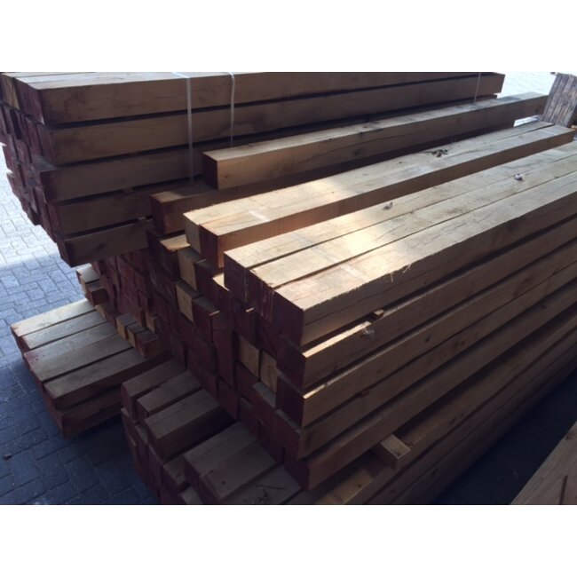 Eiken Palen 10x10 cm (100x100mm) | Fijnbezaagd