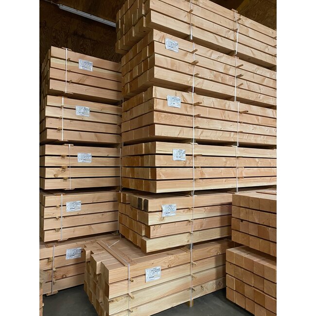 Douglas Balk /  Paal 150 x 150 mm (15 x 15 cm) Geschaafd