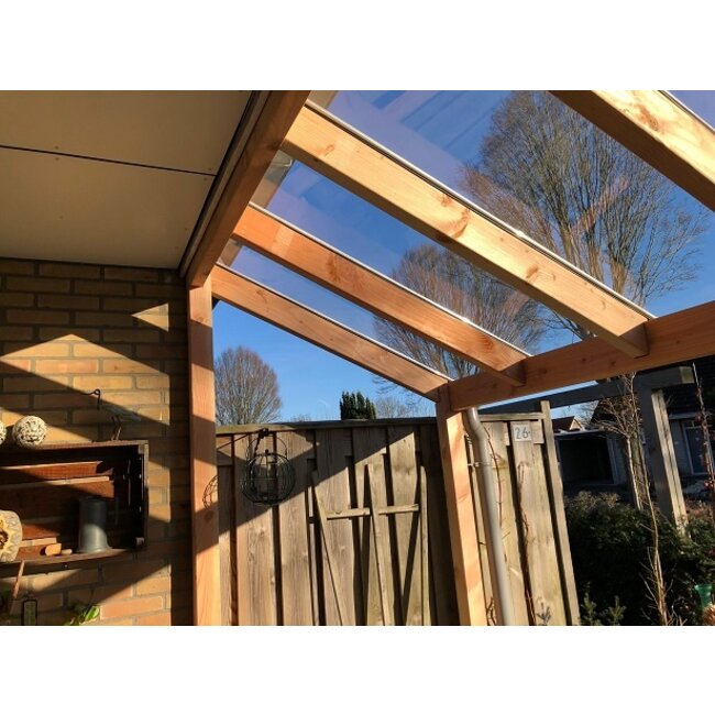 Douglas veranda met veiligheidsglas Wezep