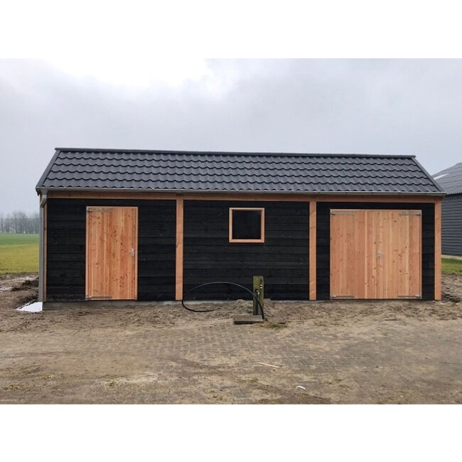 Douglas maatwerk kapschuur Dalfsen