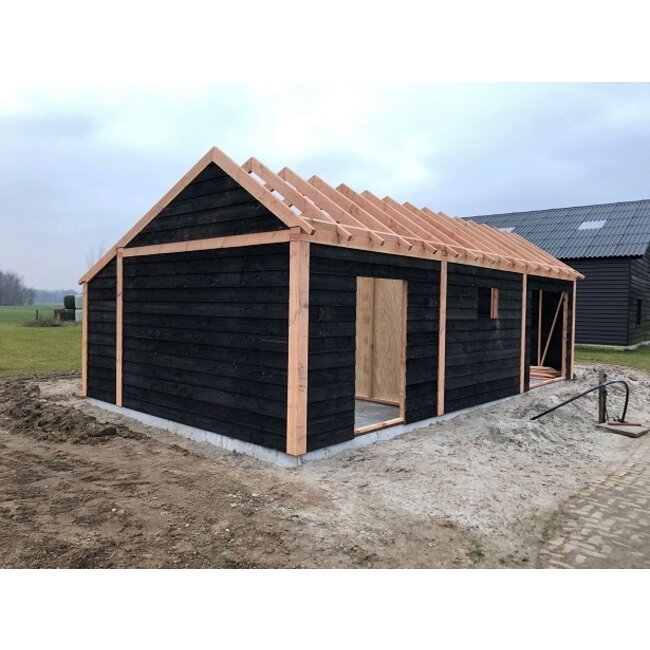 Douglas maatwerk kapschuur Dalfsen