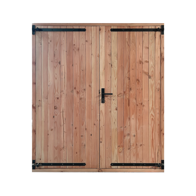 Dichte Dubbele deur met douglas kozijn en Zwart Hang -en Sluitwerk | Schuurdeur met kozijn