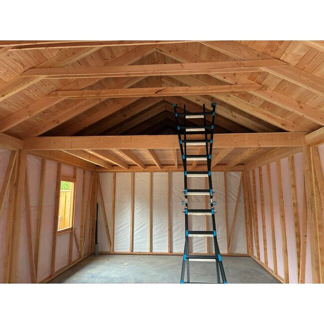 Douglas schuur met puntdak Genemuiden