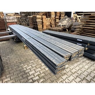 Kavel 328 - Douglas Channelsiding Grijs Gespoten 18-130mm 3900 mm