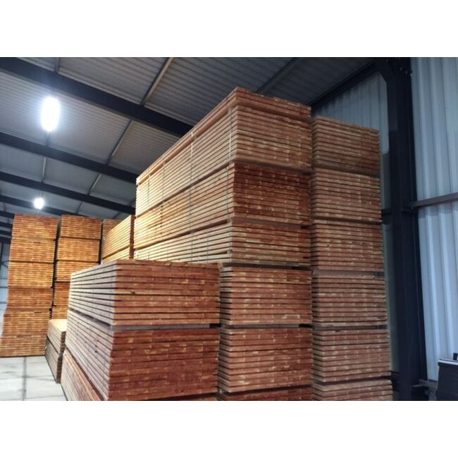 Douglas Plank / Schuttingplank 22 x 150 mm (2.2 x 15 cm) Fijnbezaagd