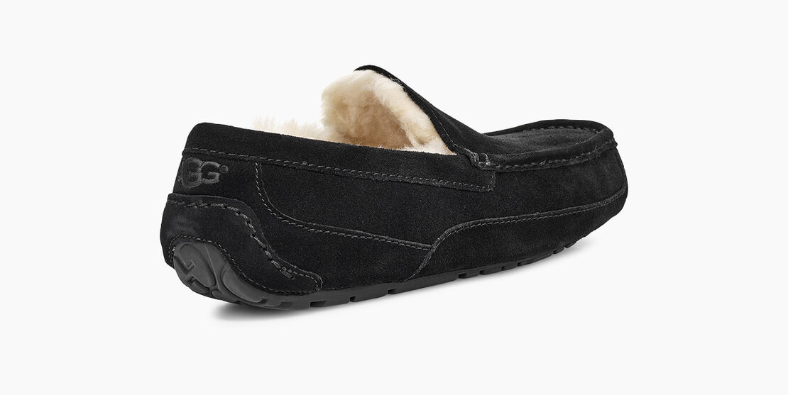 UGG UGG Pantoffel Ascot 1101110 Zwart