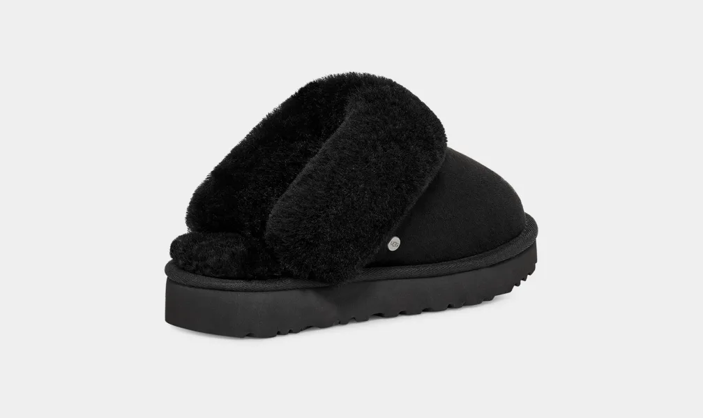 UGG UGG Pantoffels 1130876 Classic II  Zwart