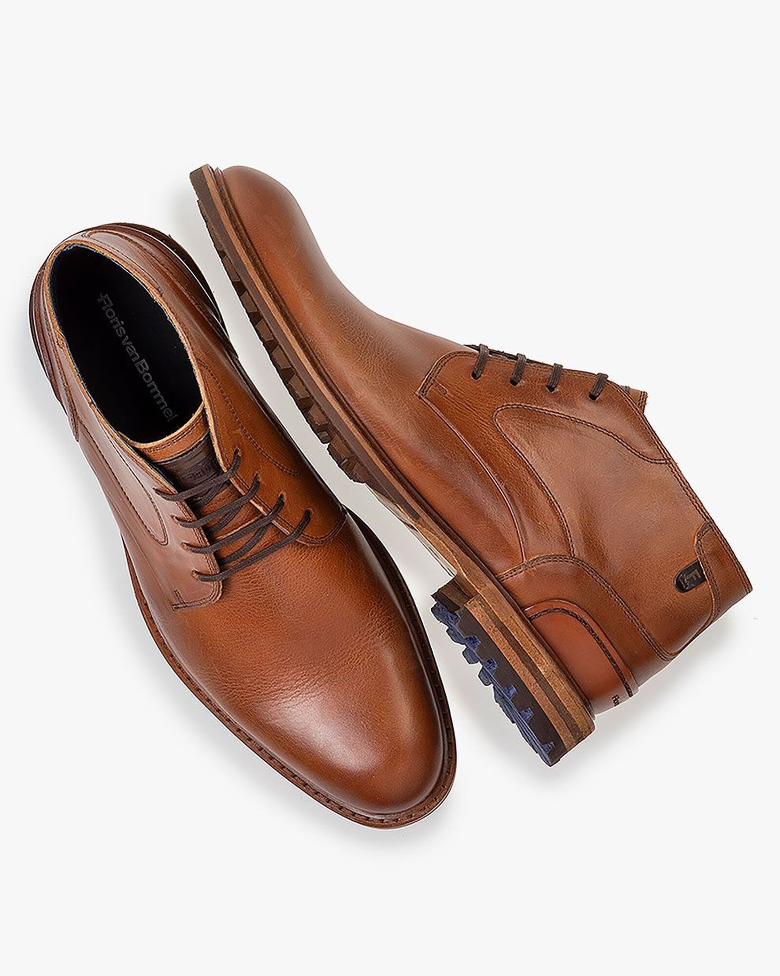 Floris van Bommel Floris van Bommel Veterboot Crepi 11.14 Cognac