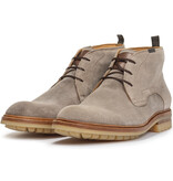 Floris van Bommel Floris van Bommel Veterboot De Hamer 01.01 Bruin