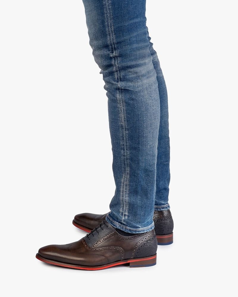 Floris van Bommel Floris van Bommel Veterschoen De Stapper 03.02 Bruin
